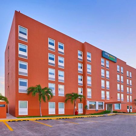 City Express Junior By Marriott Tijuana Otay Екстериор снимка