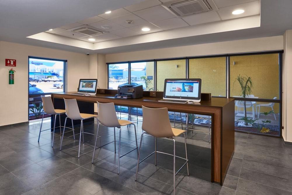 City Express Junior By Marriott Tijuana Otay Екстериор снимка