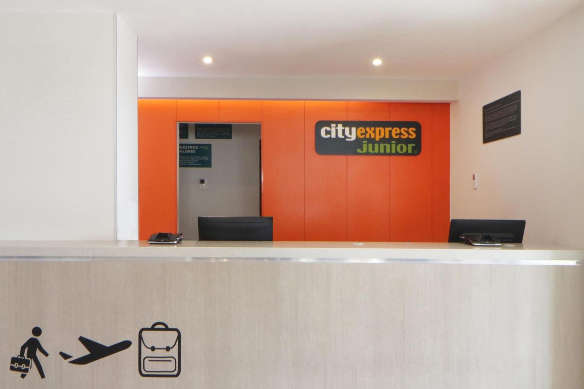 City Express Junior By Marriott Tijuana Otay Екстериор снимка